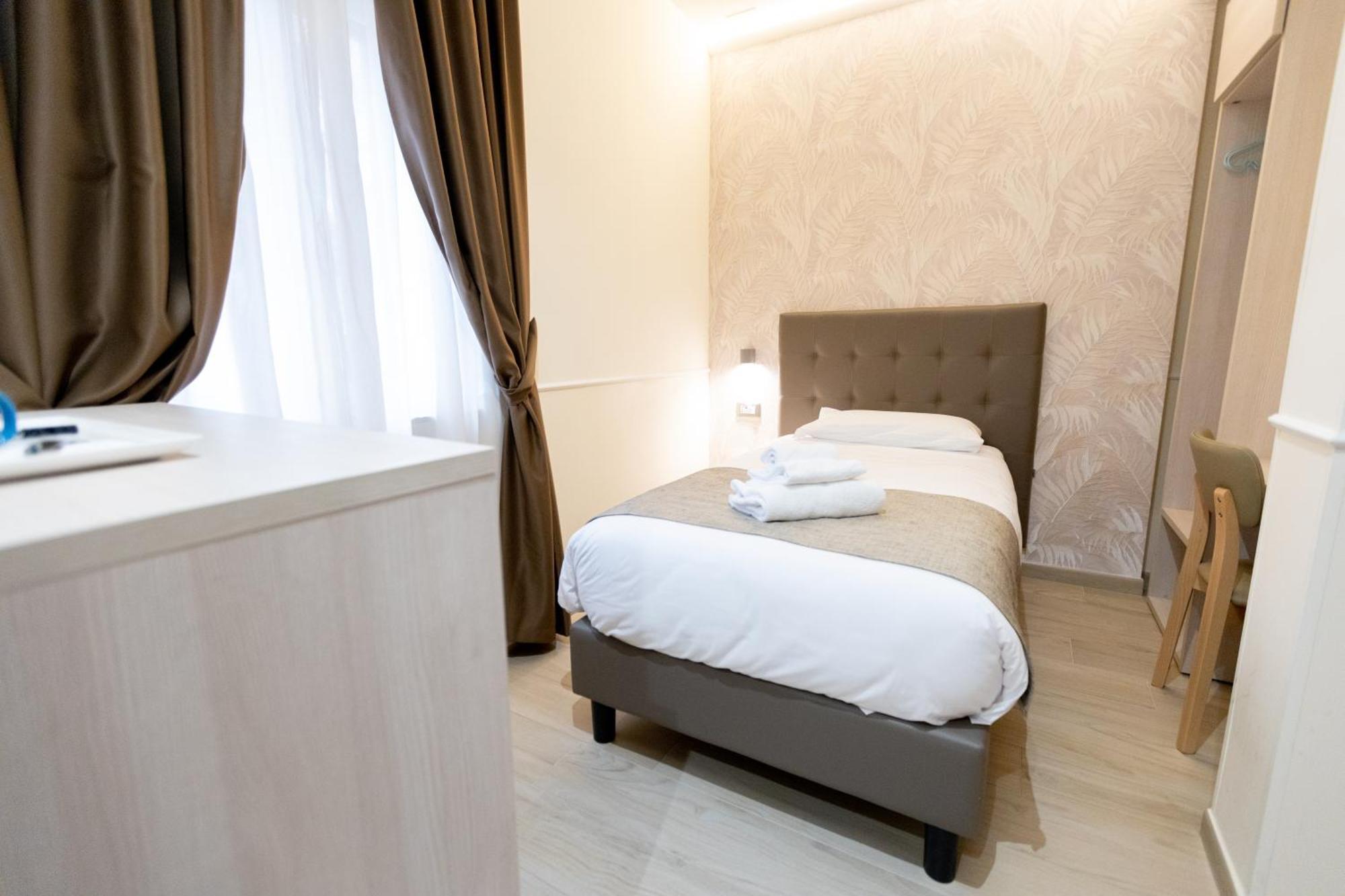 Hotel Maximus Rome Exterior photo